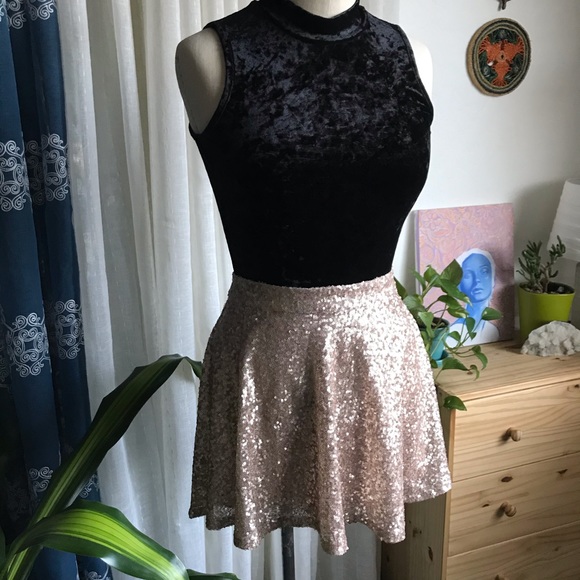 Bethany Mota - Sequined Skater Skirt - M